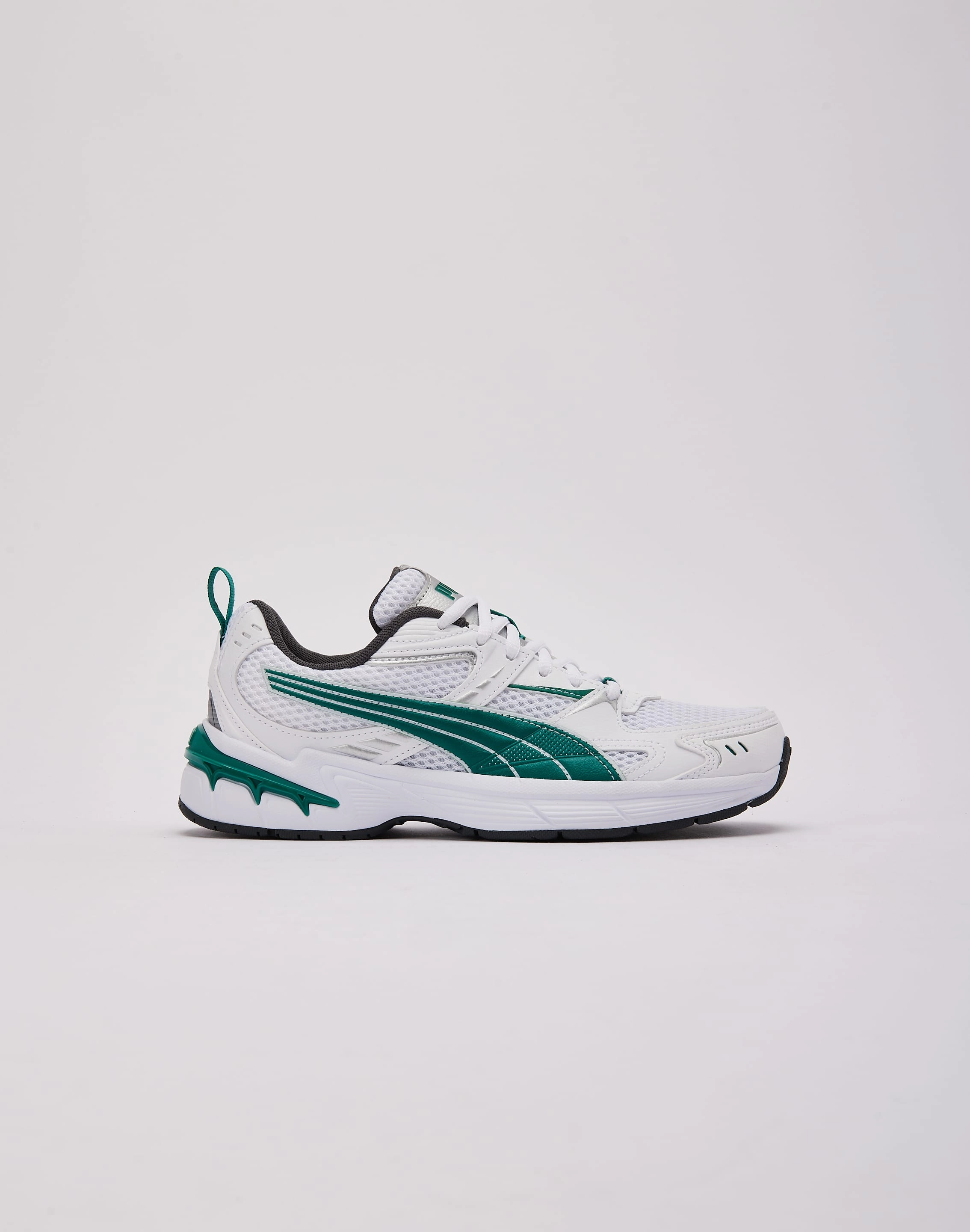 Puma Milenio Tech 2000 Grade-School Puma casual sneakers with soft insoles