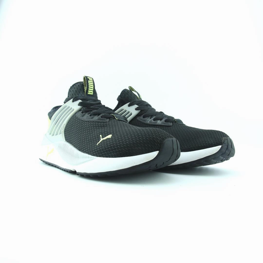 PUMA PACER FUTURE Puma sporty sneaker designs