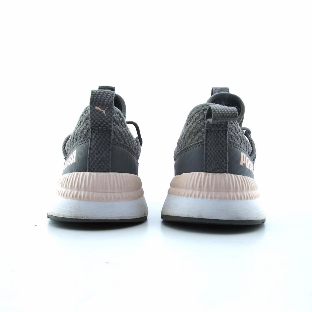 PUMA PACER NEXT CAGE Puma signature shoe pictures