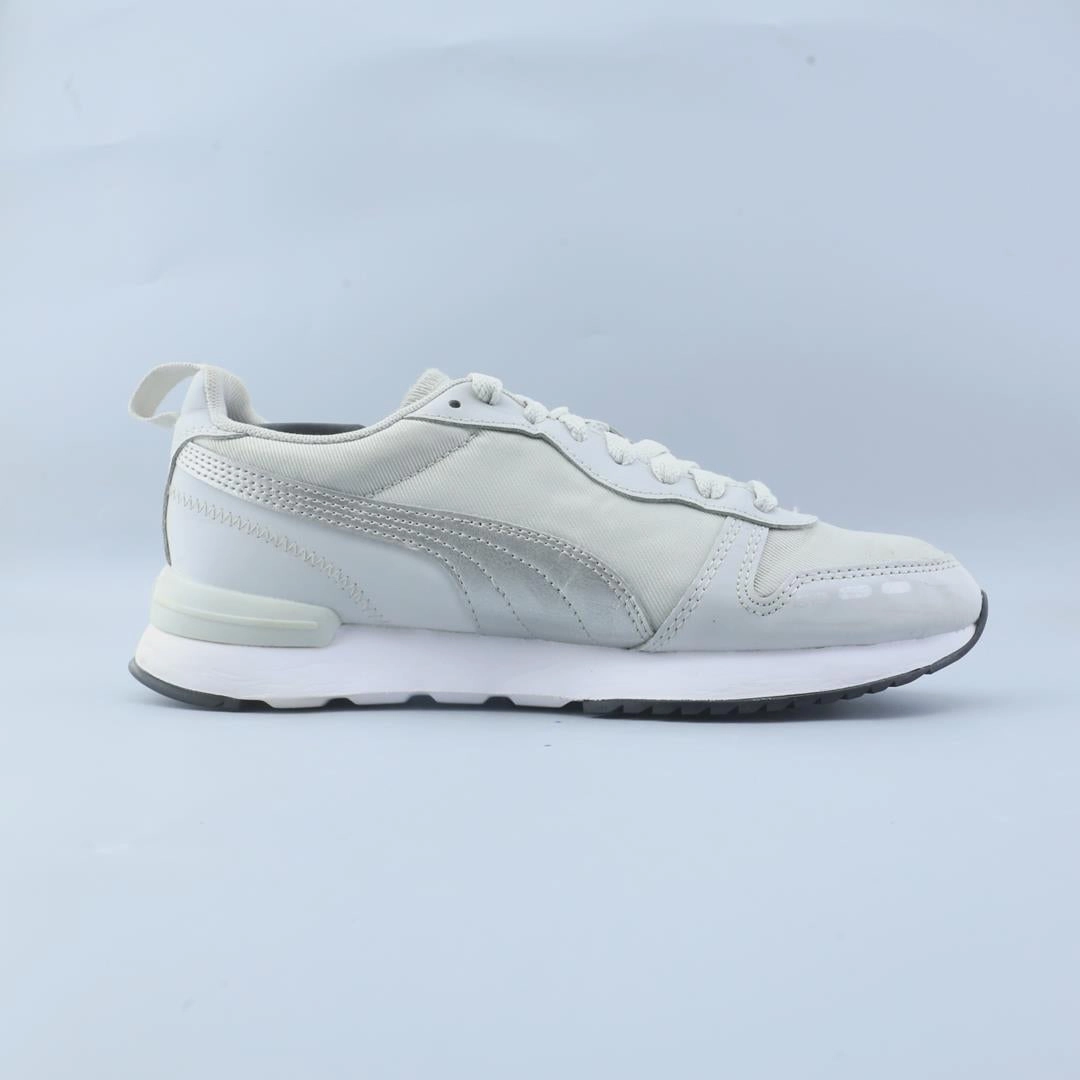 PUMA  R78 METALLIC Puma sporty sneaker designs