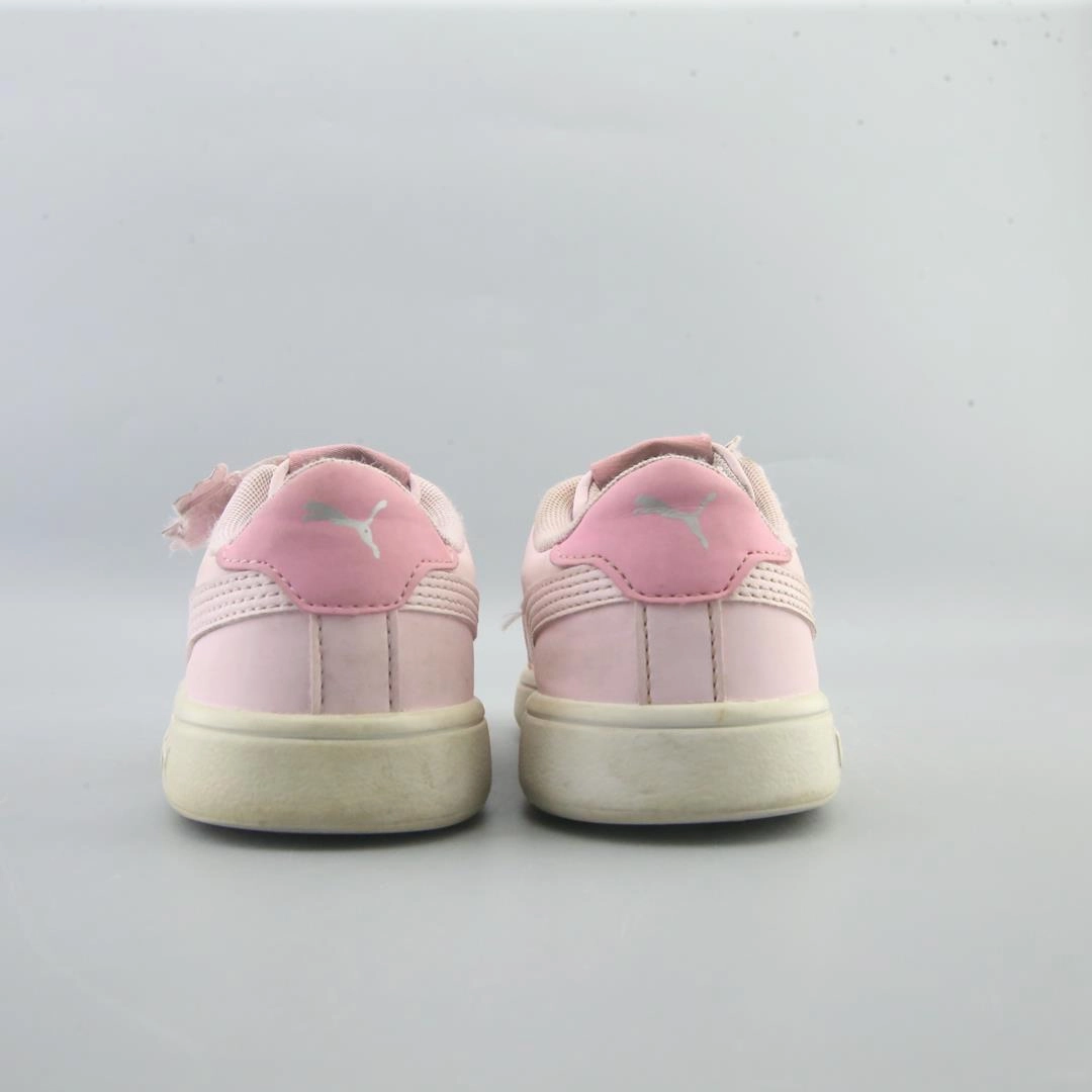 PUMA  SMASH V2 Puma signature shoe pictures