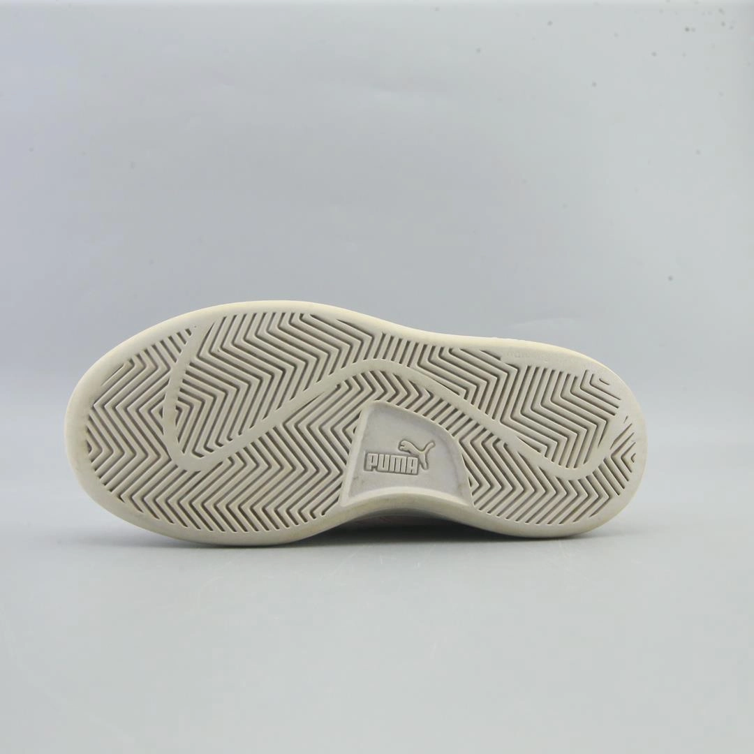 PUMA  SMASH V2 Puma signature shoe pictures