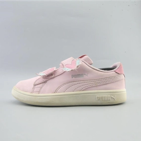 PUMA  SMASH V2 Puma iconic sneaker collections