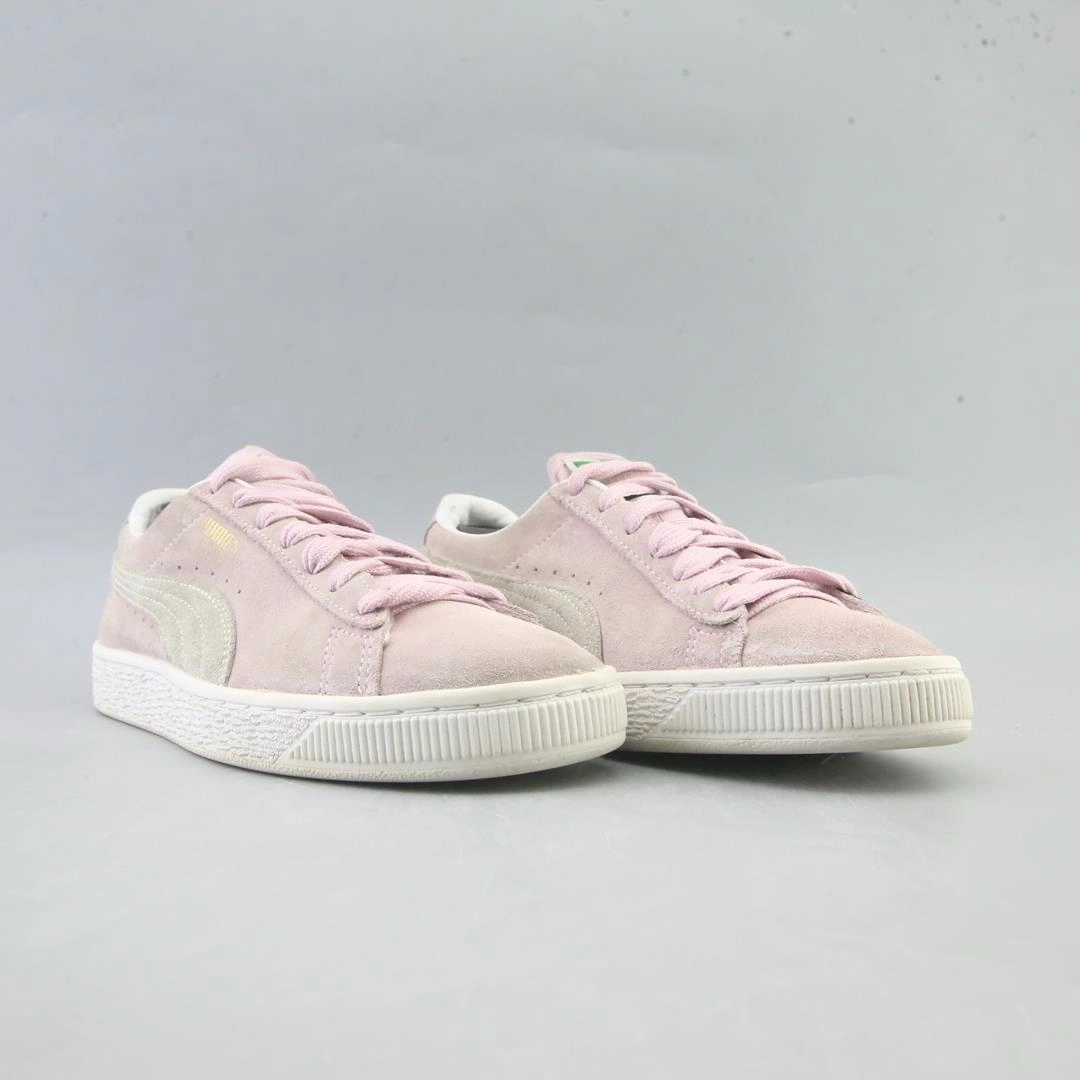 PUMA SUEDE CLASSIC XXI Puma signature shoe pictures