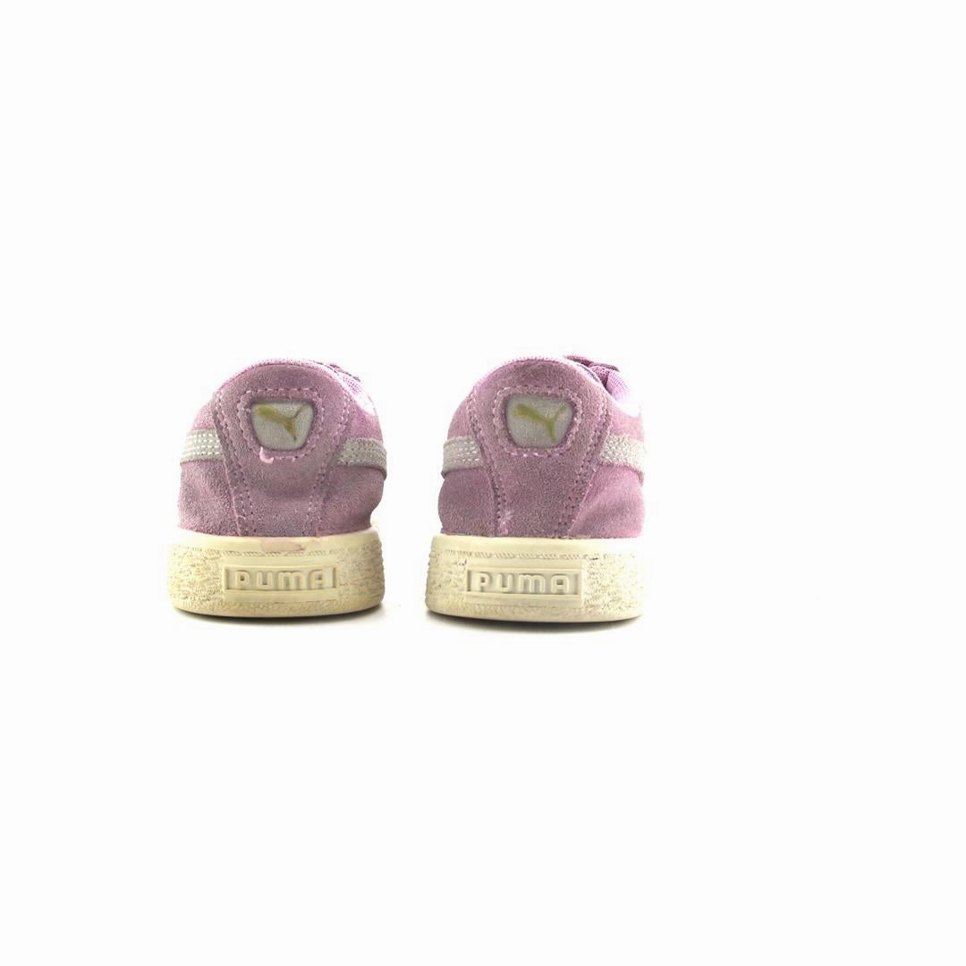 PUMA  SUEDE CLASSIC XXI Puma signature shoe pictures