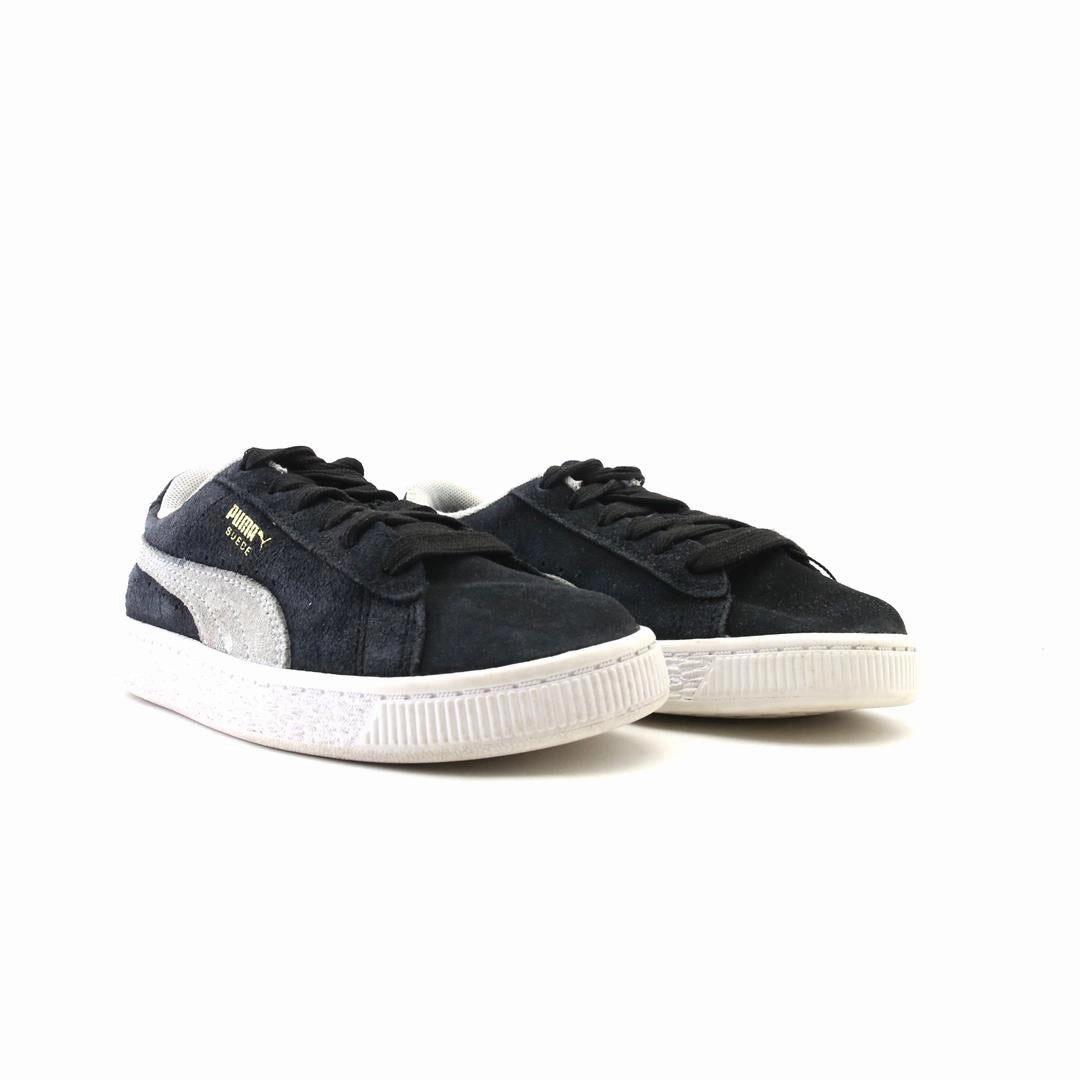 PUMA SUEDE CLASSIC XXI Puma signature shoe pictures