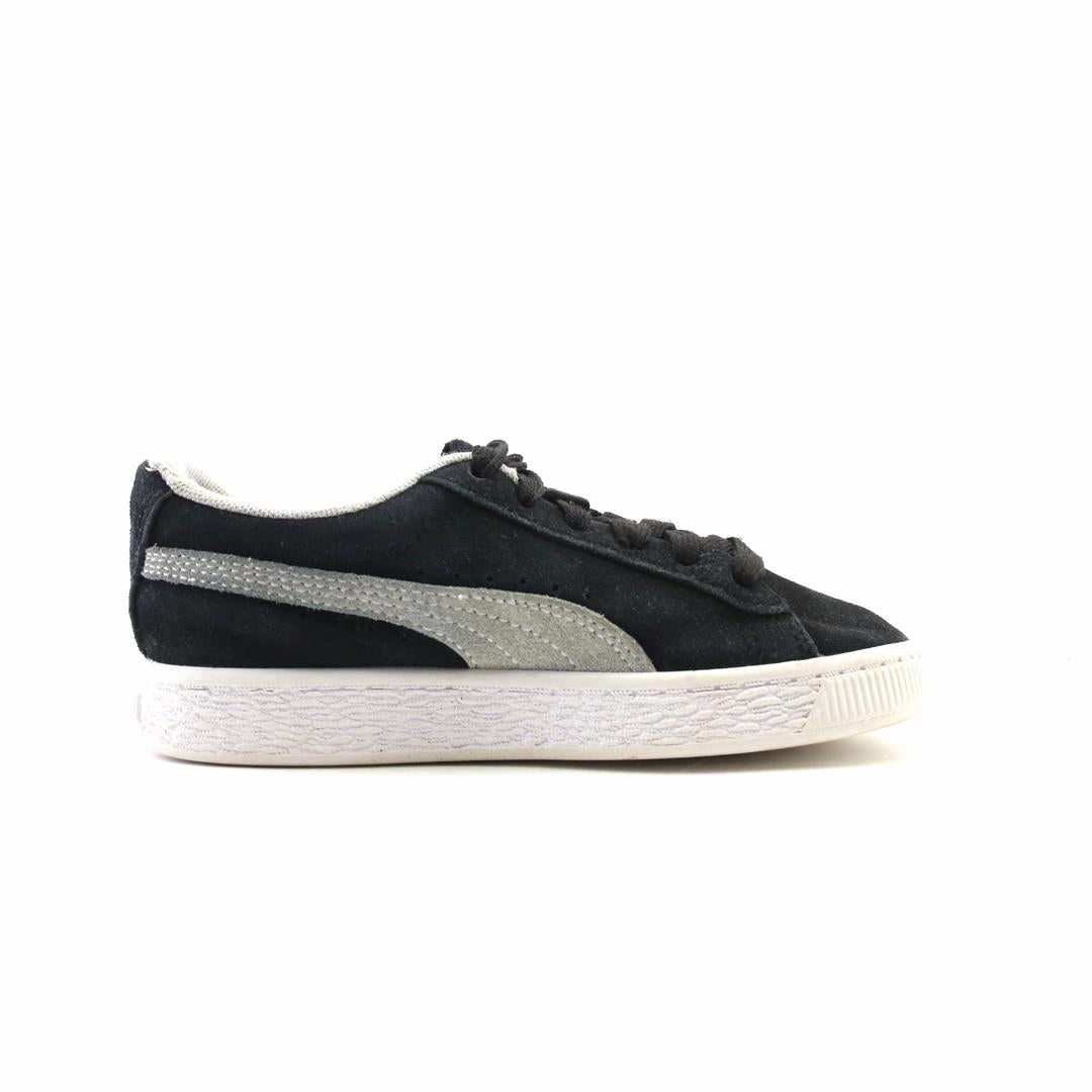 PUMA SUEDE CLASSIC XXI Puma signature shoe pictures