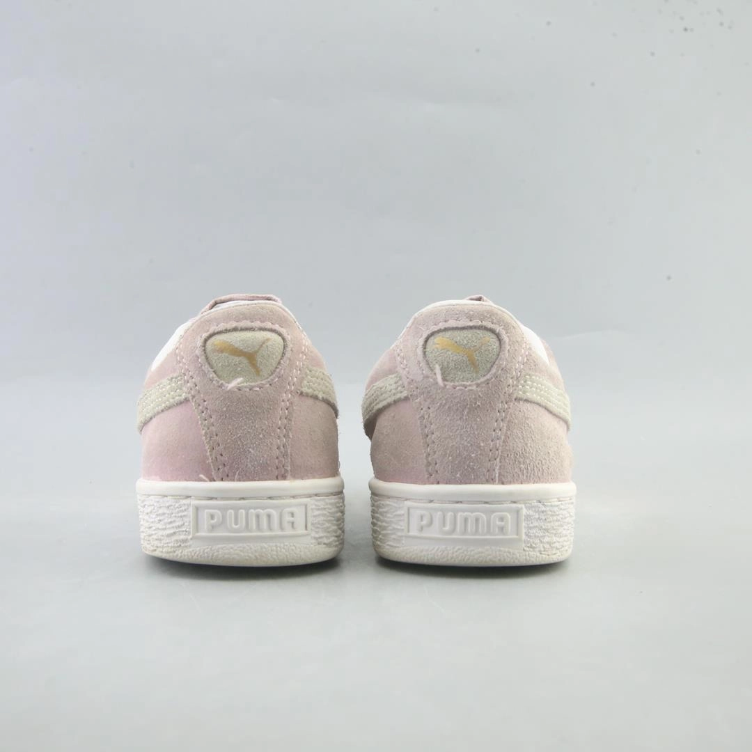 PUMA SUEDE CLASSIC XXI Puma signature shoe pictures