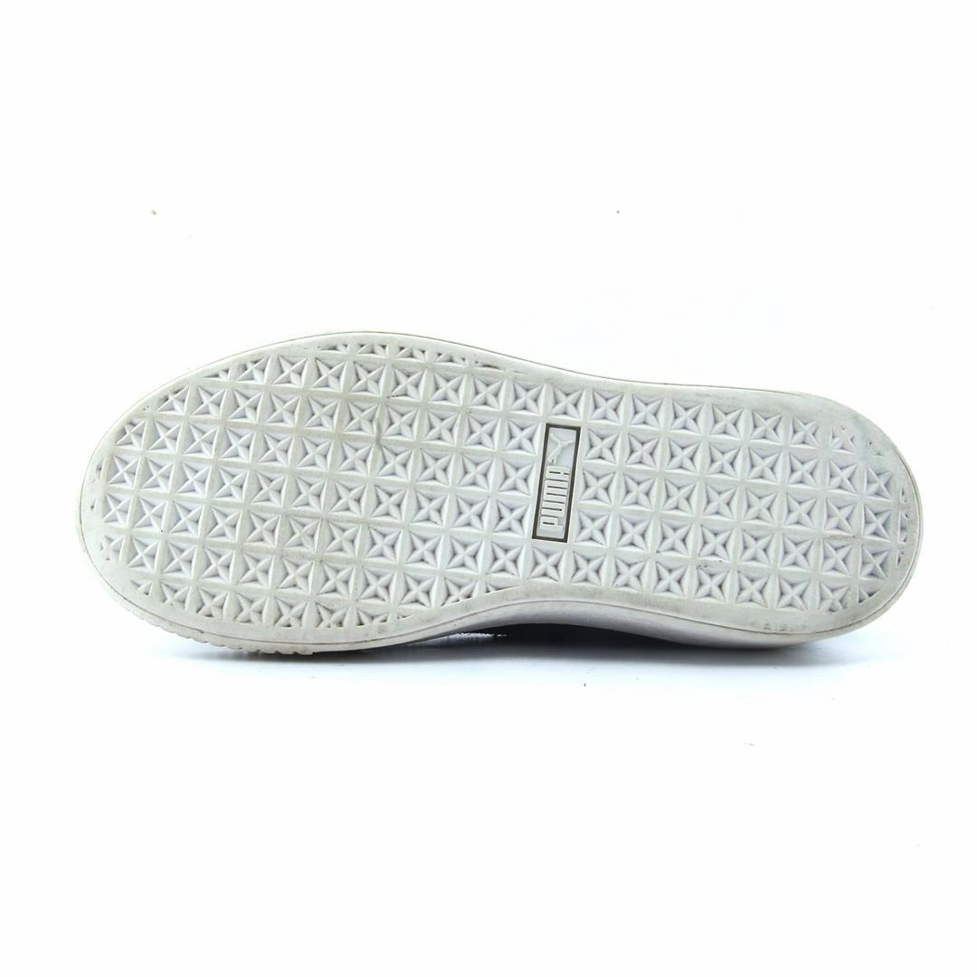 PUMA SUEDE PLATFORM Puma signature shoe pictures