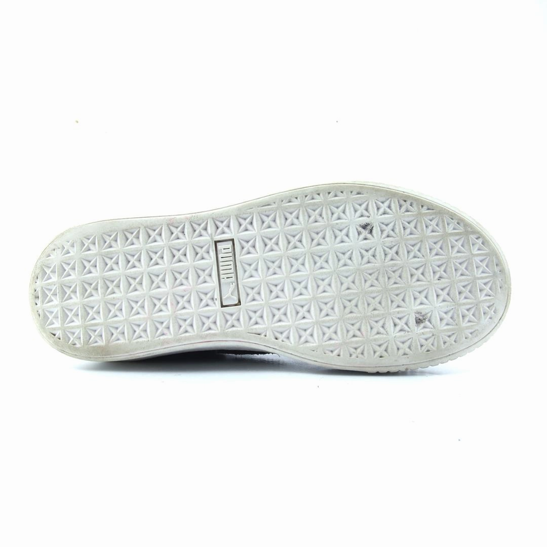 PUMA SUEDE PLATFORM Puma signature shoe pictures