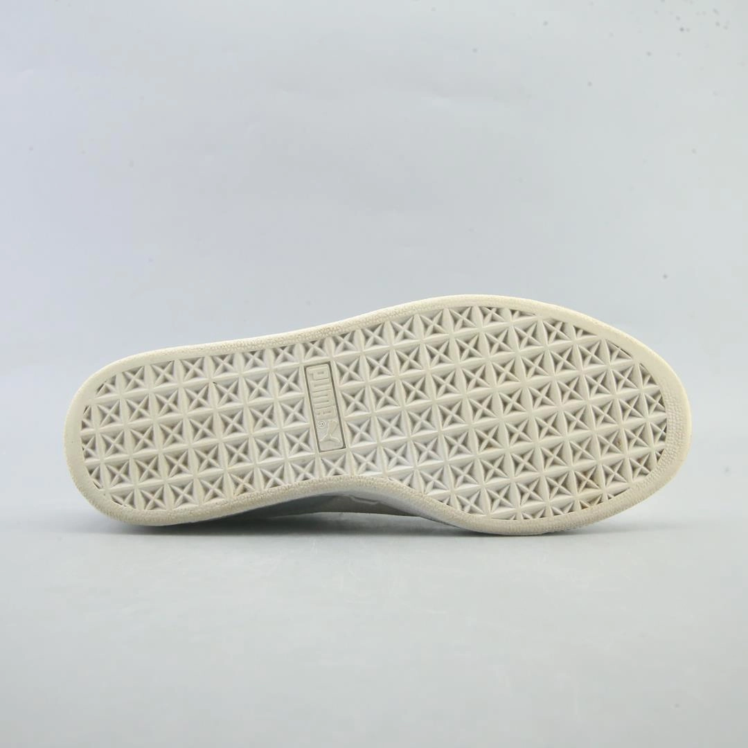 PUMA SUEDE Puma signature shoe pictures
