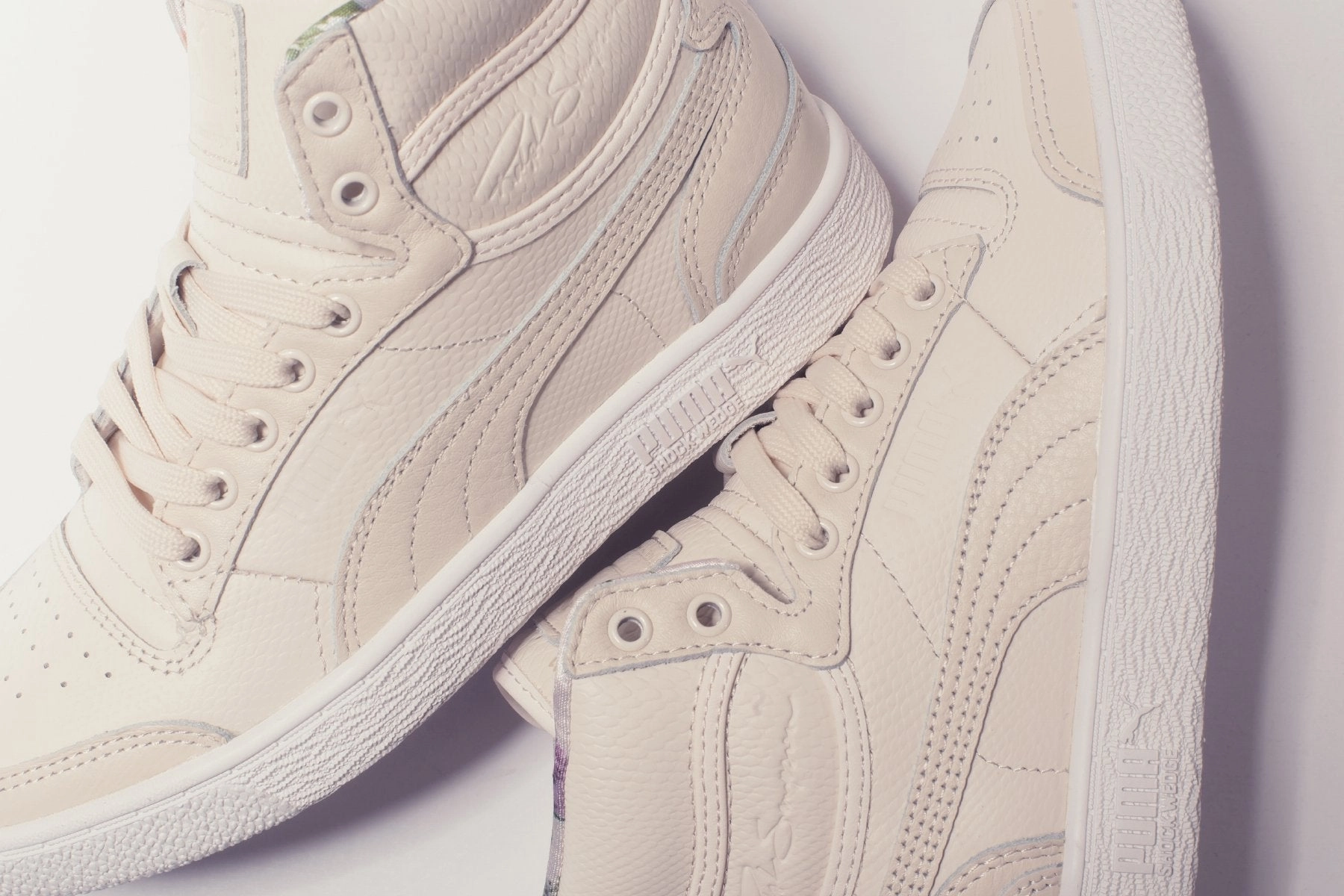 Puma x Tabitha Simmons Women's Ralph Sampson Mid Leather - Pastel Parchment Puma Stripe Logo Trainers