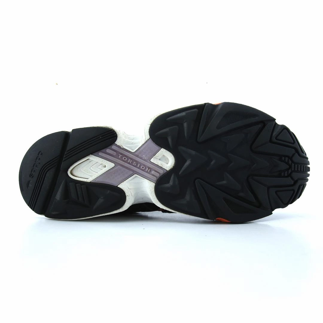PUMA YUNG-96 CHASM Puma sporty sneaker designs