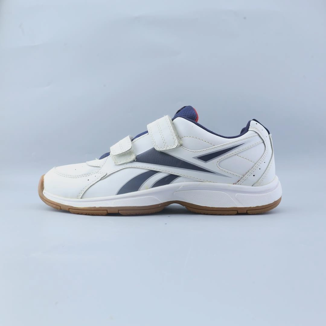 REEBOK 88 Reebok classic athletic shoes