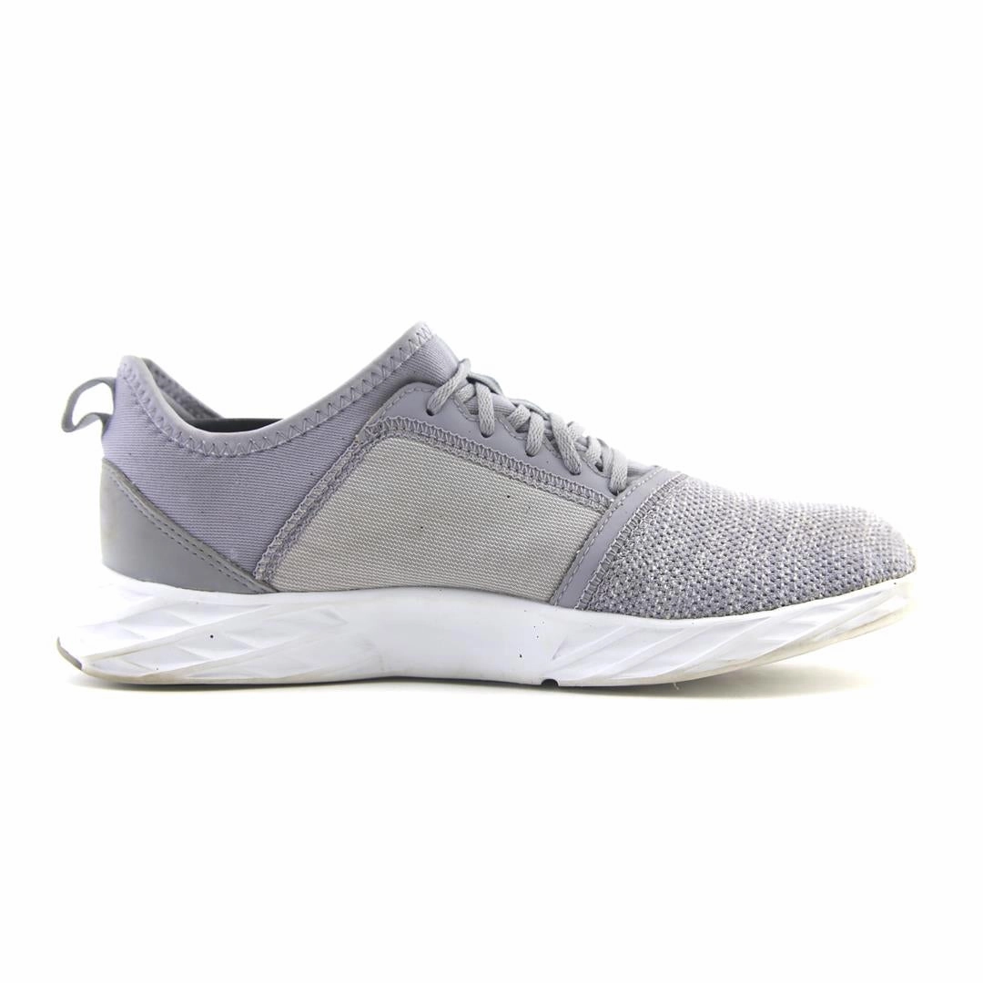 REEBOK ASTRORIDE EDGE Reebok athletic footwear visuals