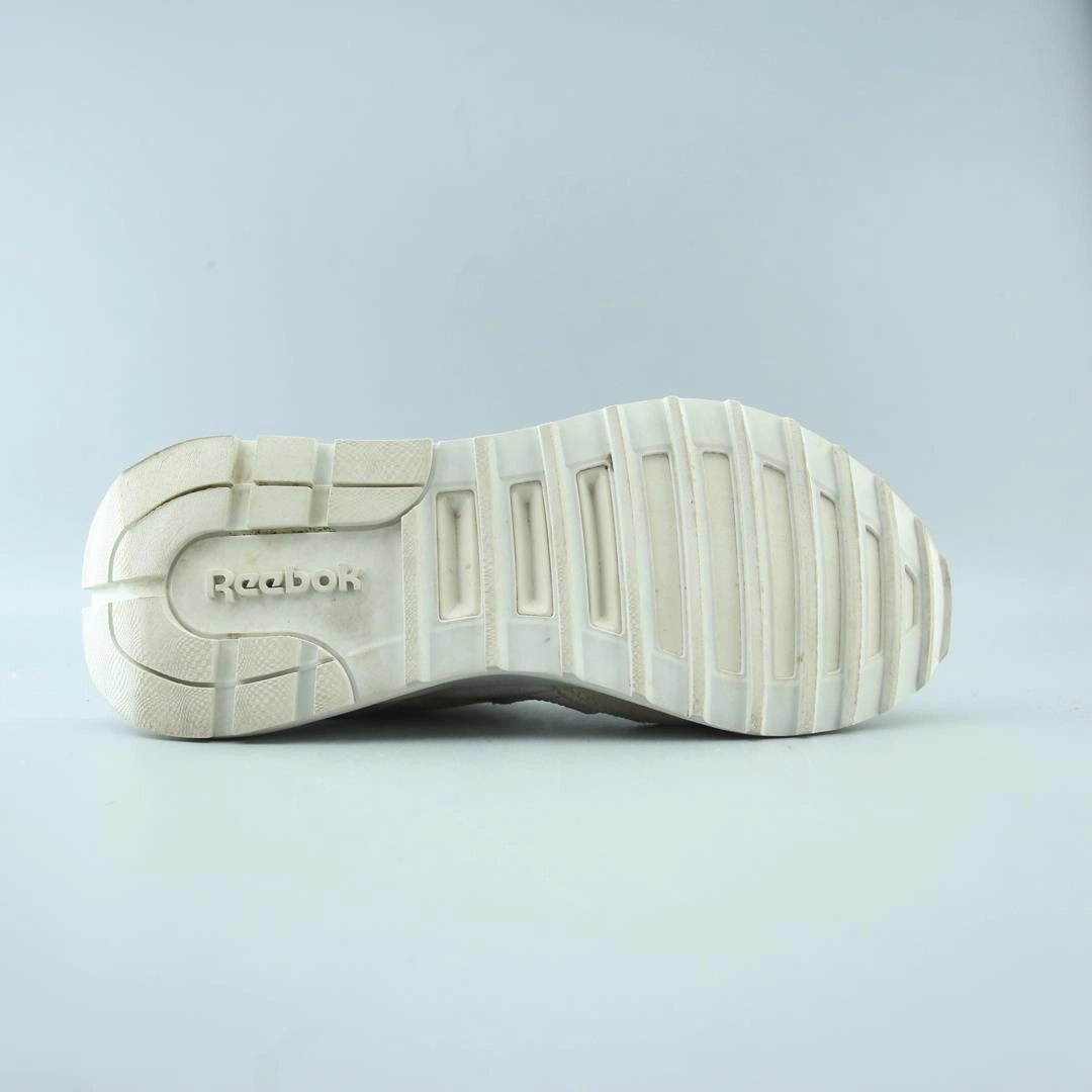 REEBOK CL LEGACY AZ Reebok athletic footwear visuals