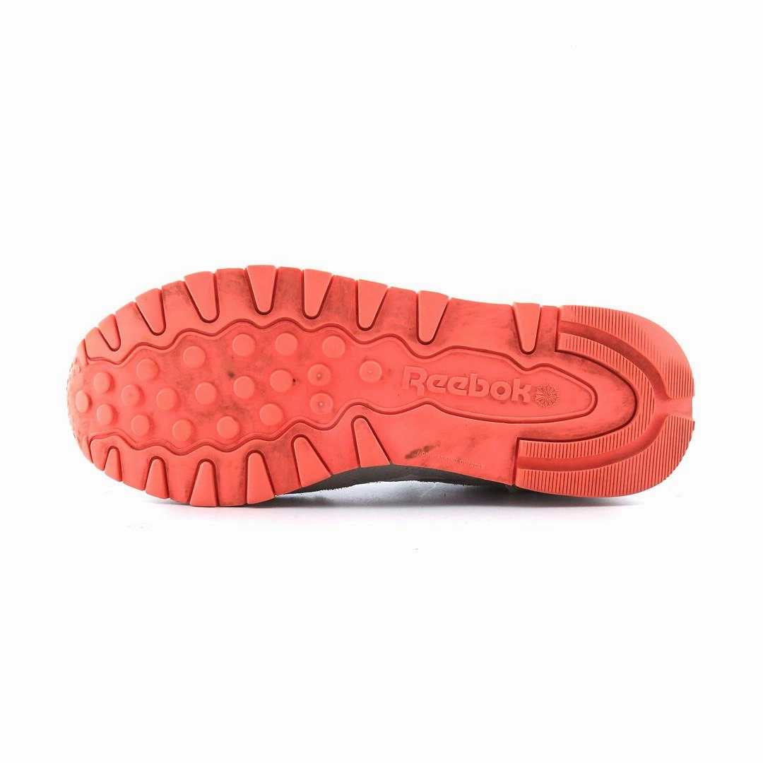 REEBOK CL LTHR SEASONAL Reebok athletic footwear visuals
