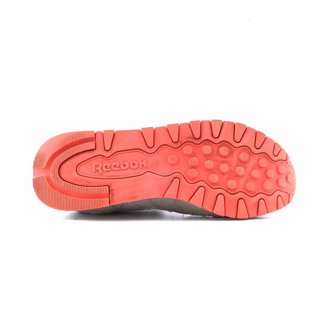 REEBOK CL LTHR SEASONAL Reebok athletic footwear visuals