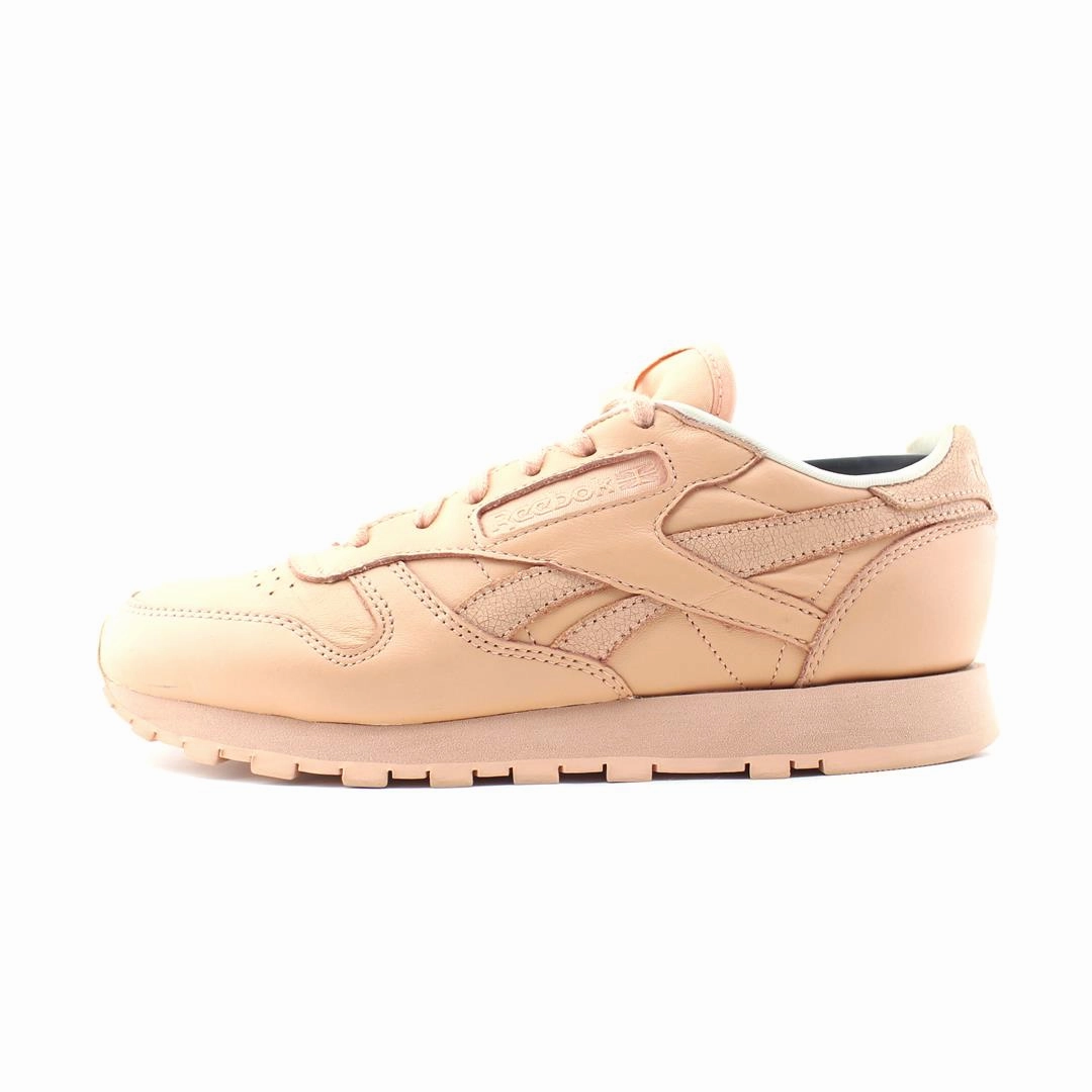 REEBOK CLASSIC LEATHER Reebok versatile sport footwear