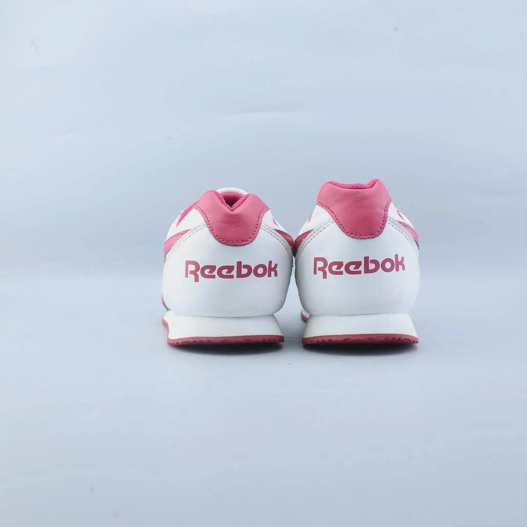 REEBOK CLASSIC LEATHER Reebok classic shoe shots