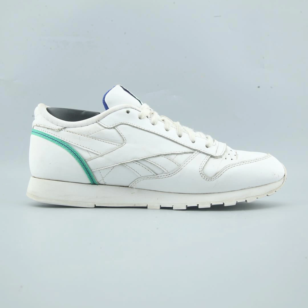 REEBOK CLASSIC LEATHER Reebok classic shoe shots
