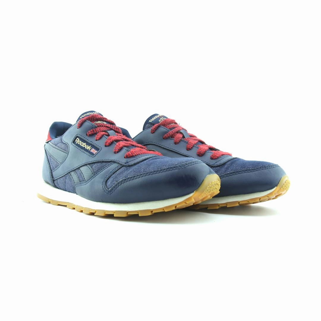 REEBOK CLASSIC LEATHER Reebok classic shoe shots