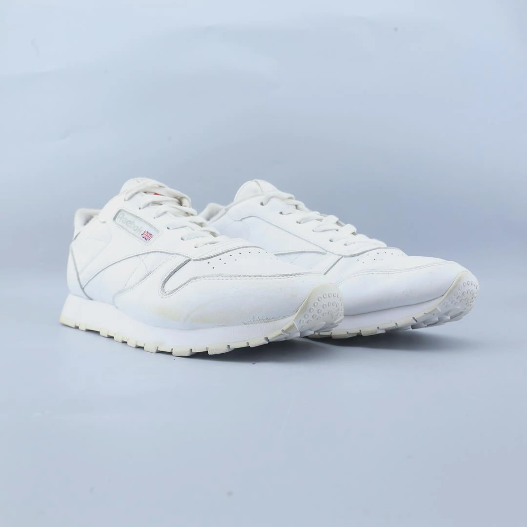 REEBOK  CLASSIC LEATHER Reebok classic shoe shots