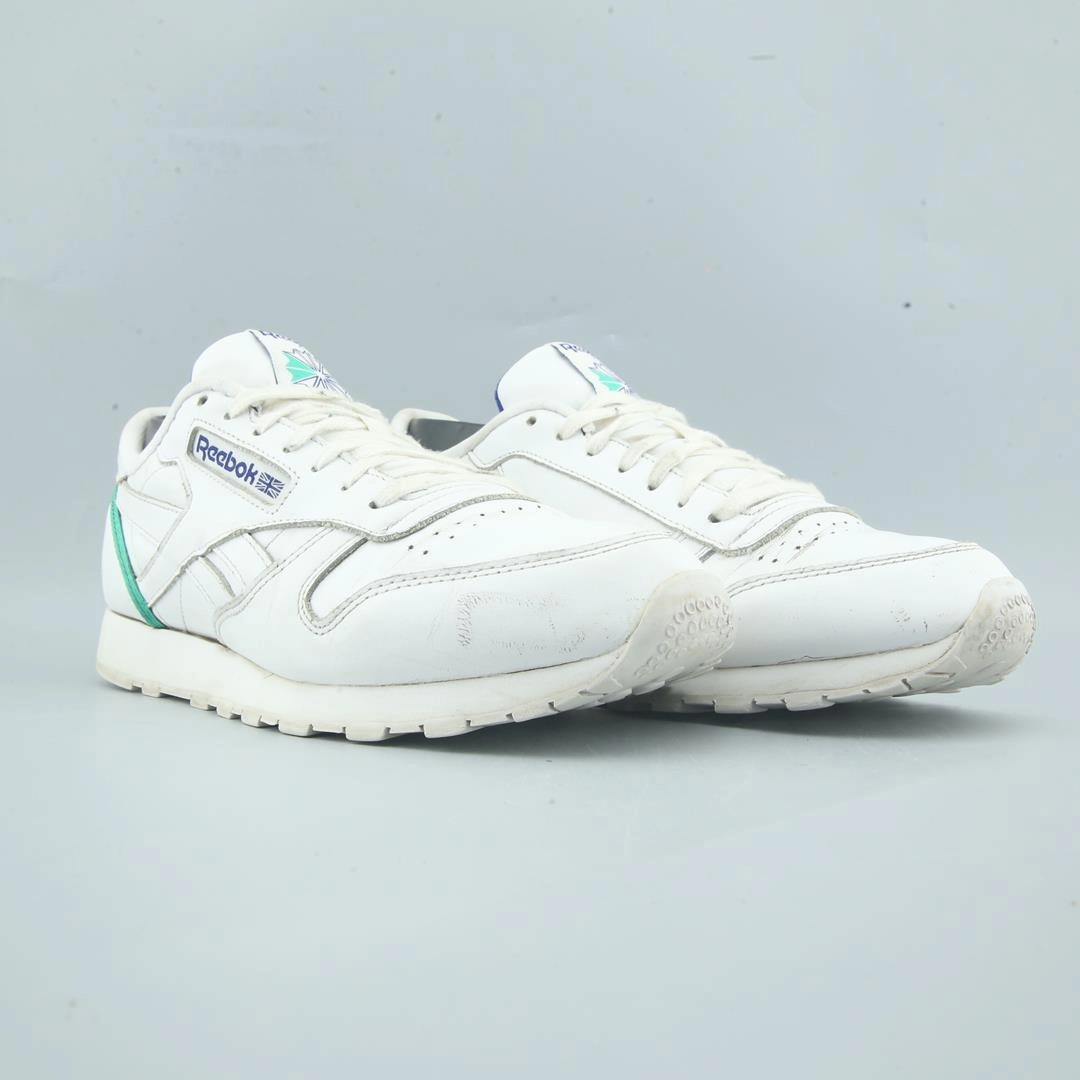 REEBOK CLASSIC LEATHER Reebok classic shoe shots