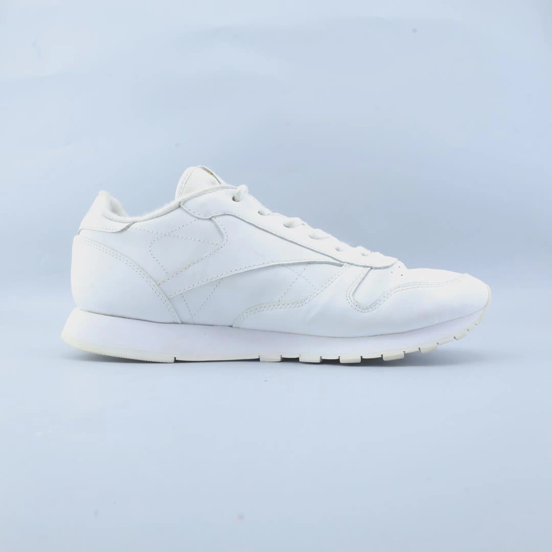 REEBOK  CLASSIC LEATHER Reebok classic shoe shots