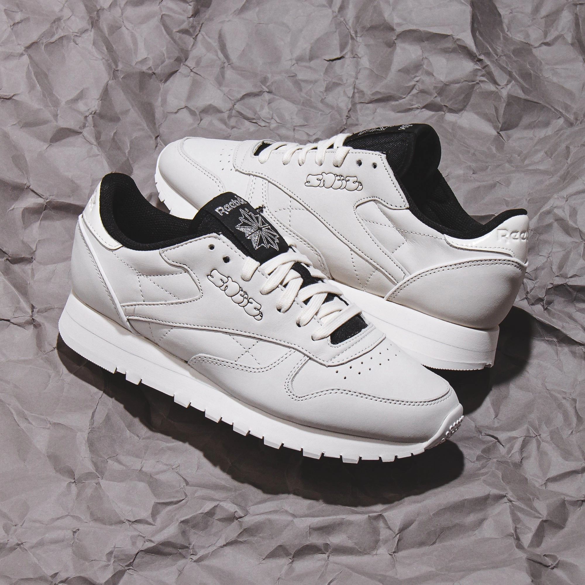 Reebok Classic Men SNEEZE Classic Leather White Chalk IE9215 Reebok modern sport footwear