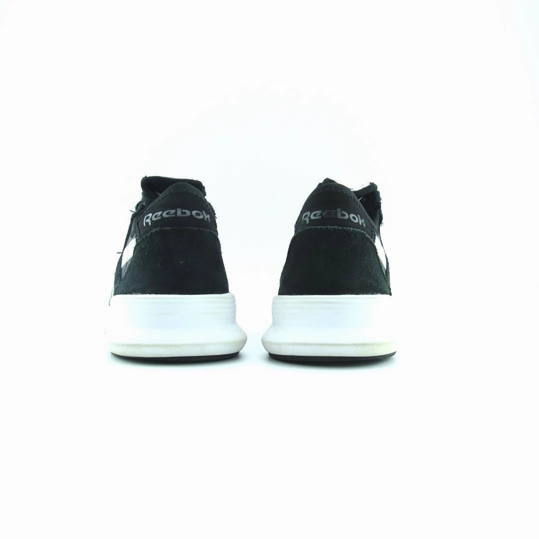 REEBOK CLASSIC NYLON SP Reebok classic shoe shots