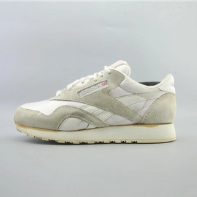 REEBOK CLASSIC Reebok versatile sport footwear