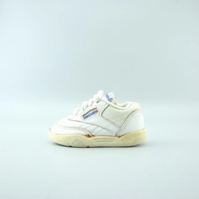 REEBOK CLASSIC Reebok versatile sport footwear