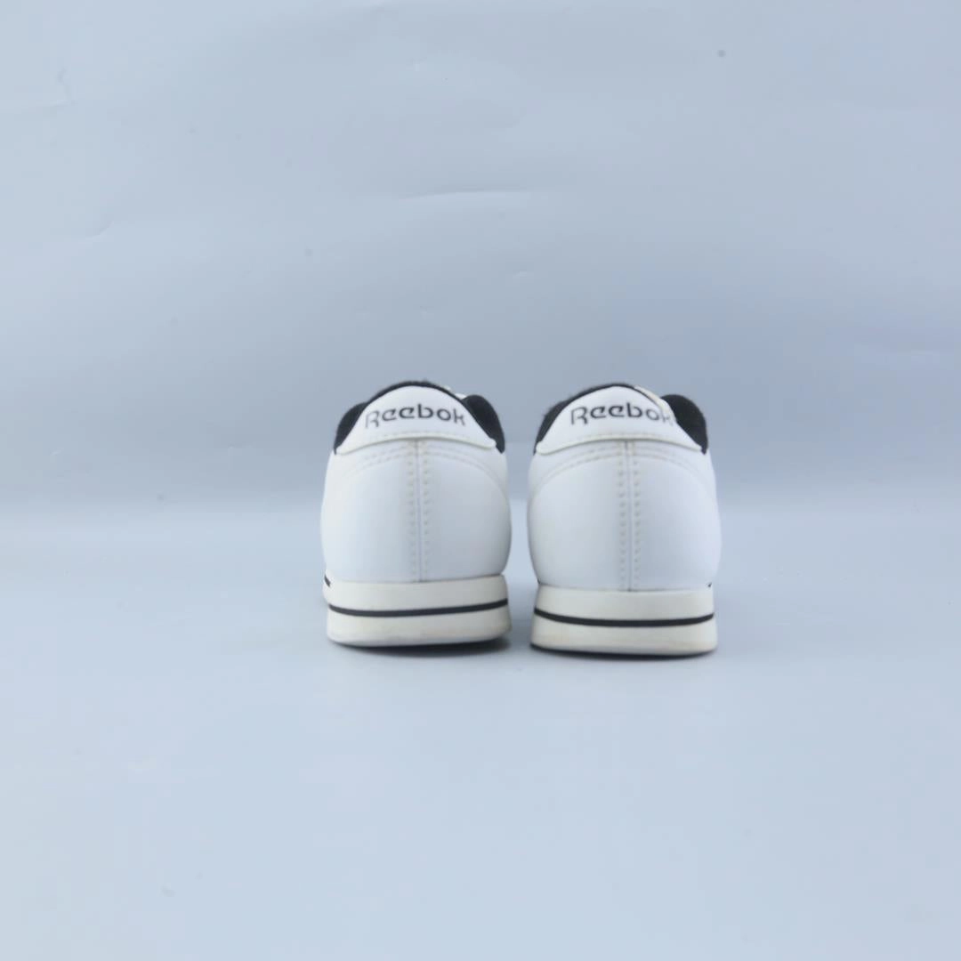 REEBOK CLASSIC Reebok classic shoe shots