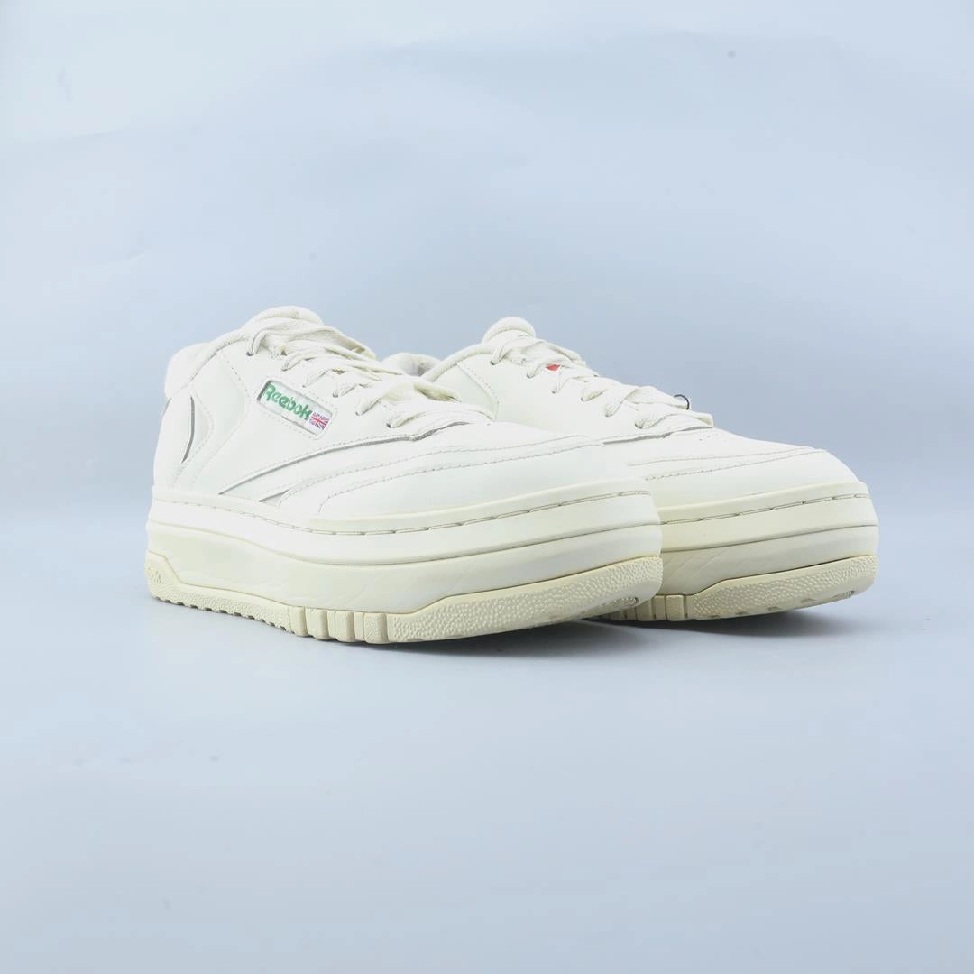 REEBOK CLASSIC Reebok classic shoe shots