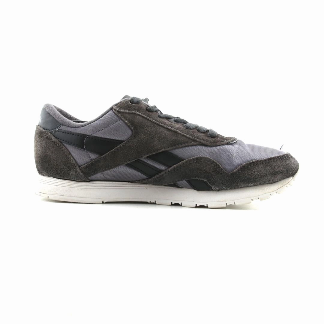 REEBOK CLASSIC Reebok classic shoe shots