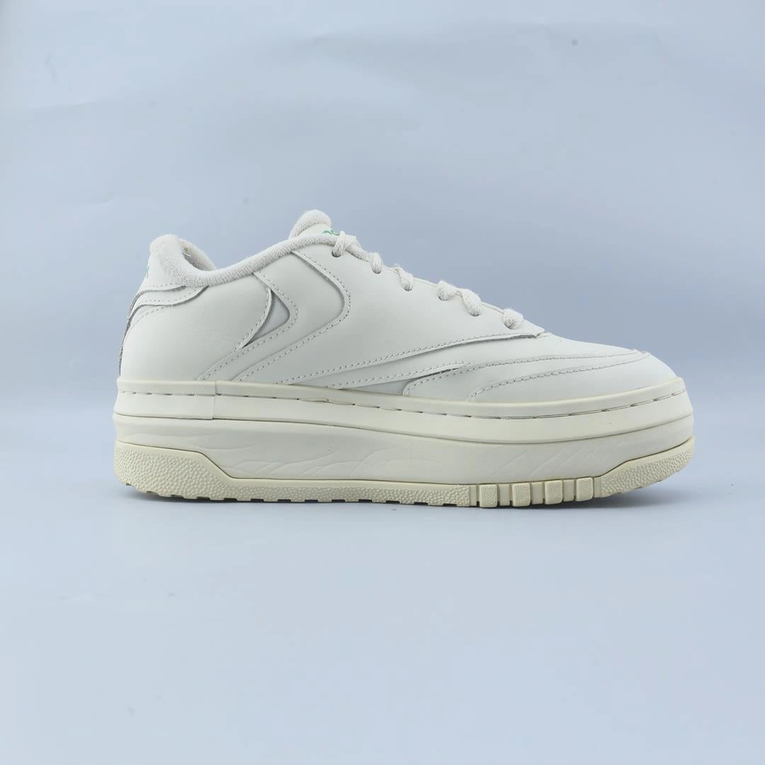 REEBOK CLASSIC Reebok classic shoe shots