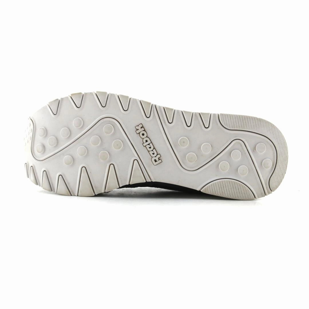 REEBOK CLASSIC Reebok classic shoe shots