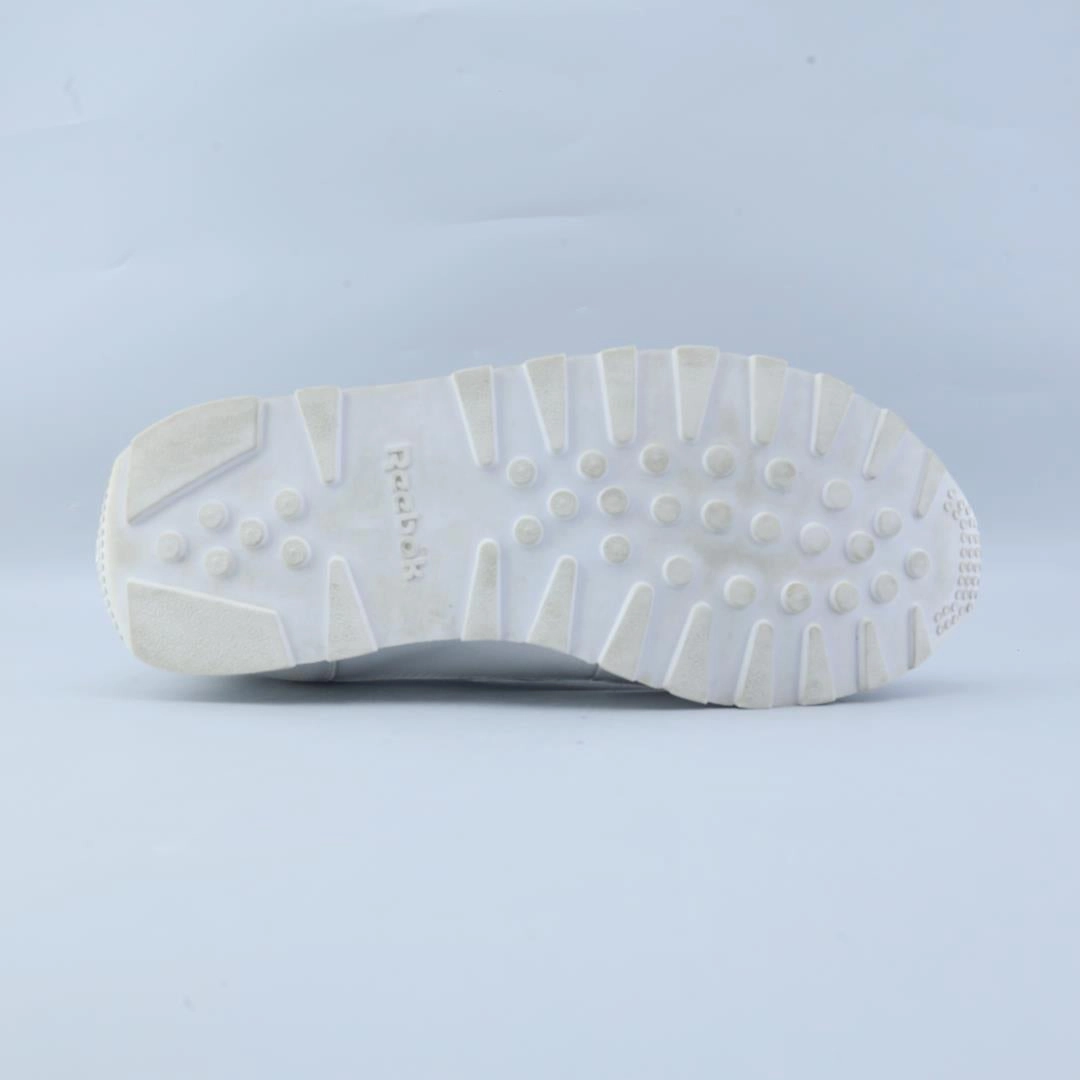 REEBOK CLASSIC RENAISSANCE Reebok classic shoe shots