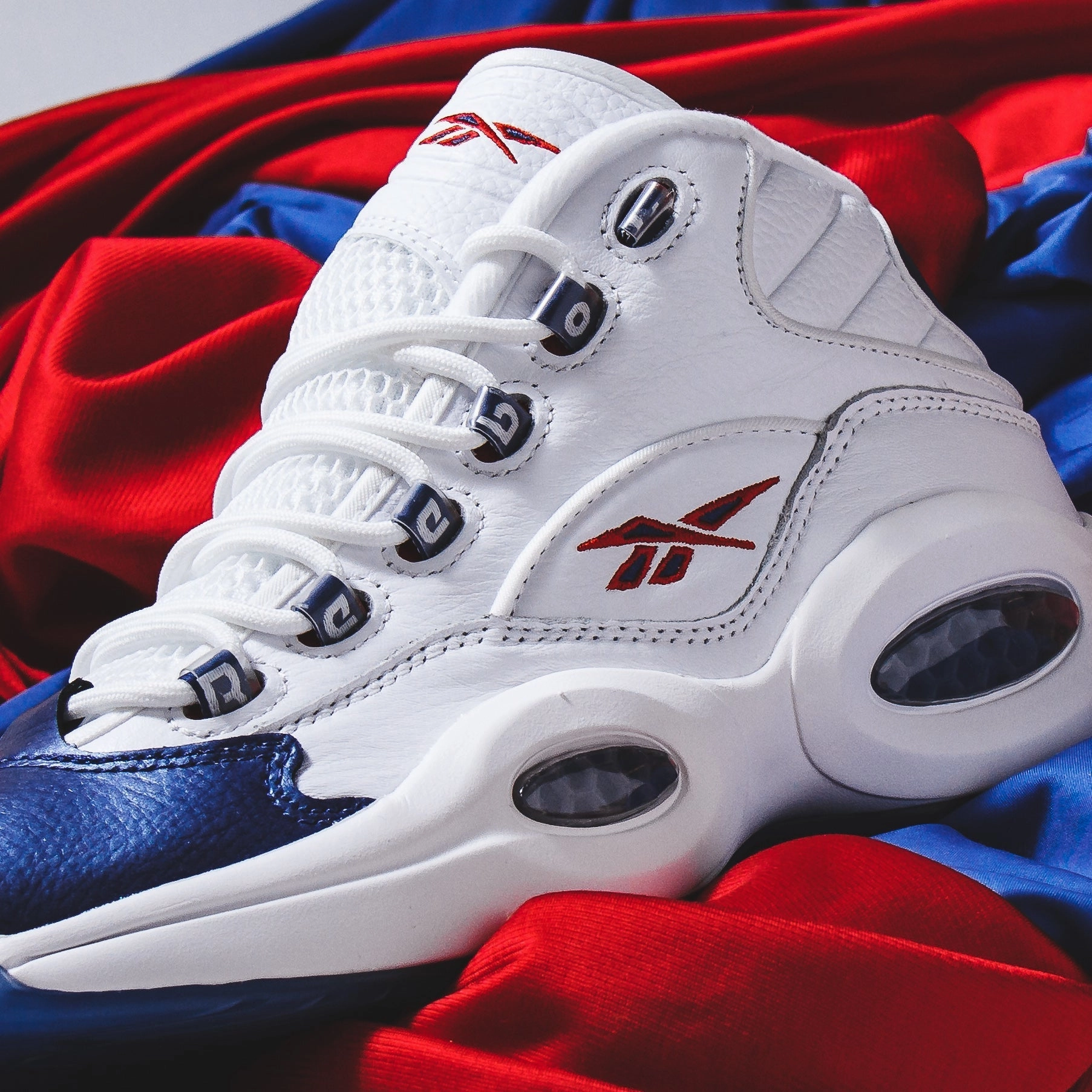 Reebok Classics Basketball Men Question Mid Allen Iverson Blue Toe GX0227 Reebok modern sport footwear