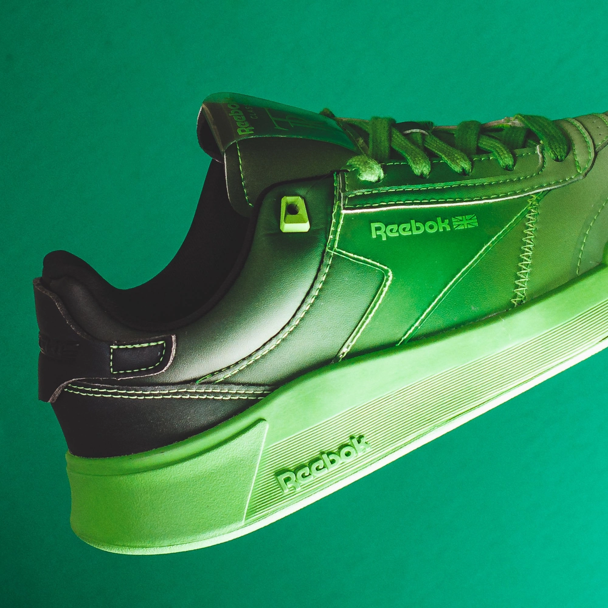 Reebok Classics Men Trs Rasch Club C Legacy Green Black GW5106 Reebok modern sport footwear