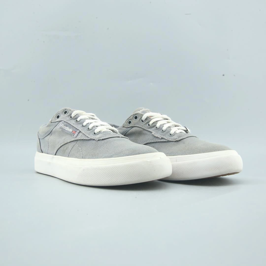REEBOK CLUB C COAST Reebok classic shoe shots