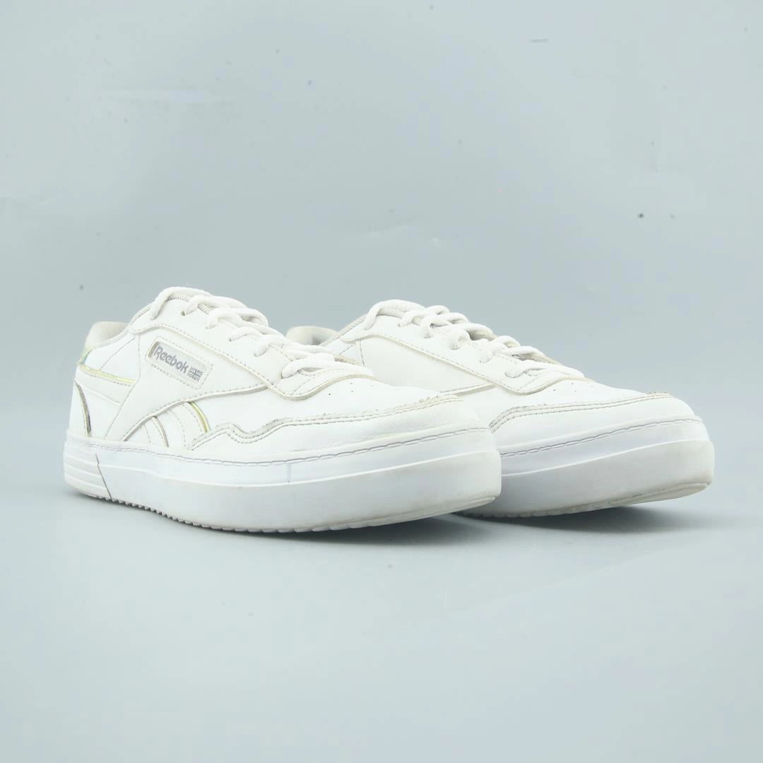 REEBOK CLUB MEMT Reebok classic shoe shots