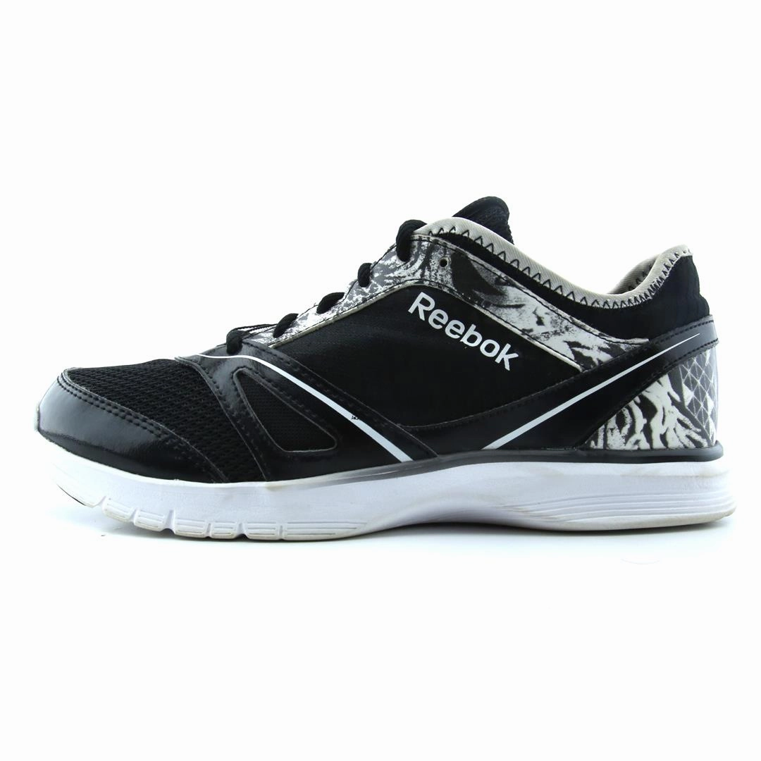 REEBOK DANCE?N SHAKE LOW Reebok versatile sport footwear