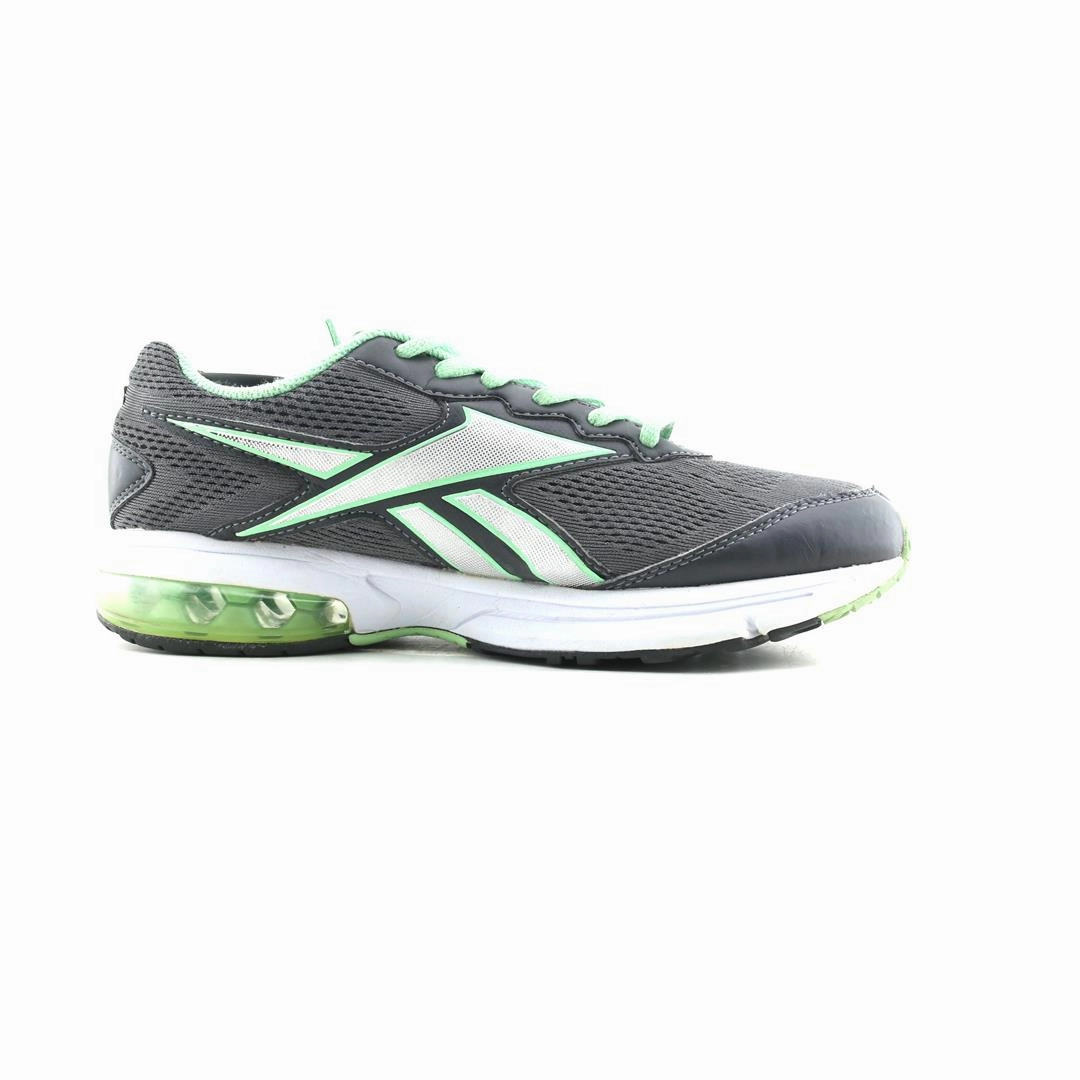REEBOK DMX MONOFUSION MESH Reebok athletic footwear visuals