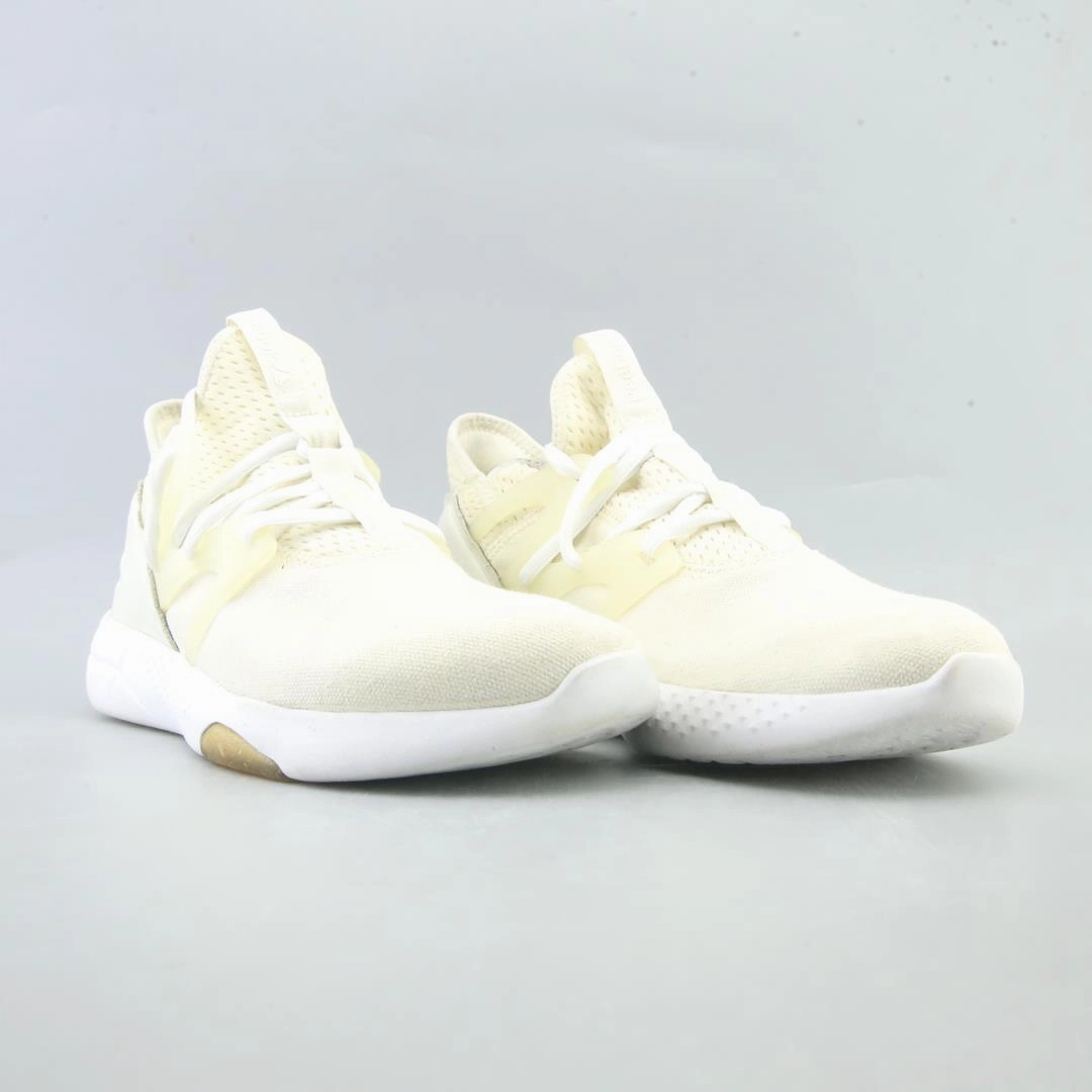 REEBOK HAYASU Reebok athletic footwear visuals