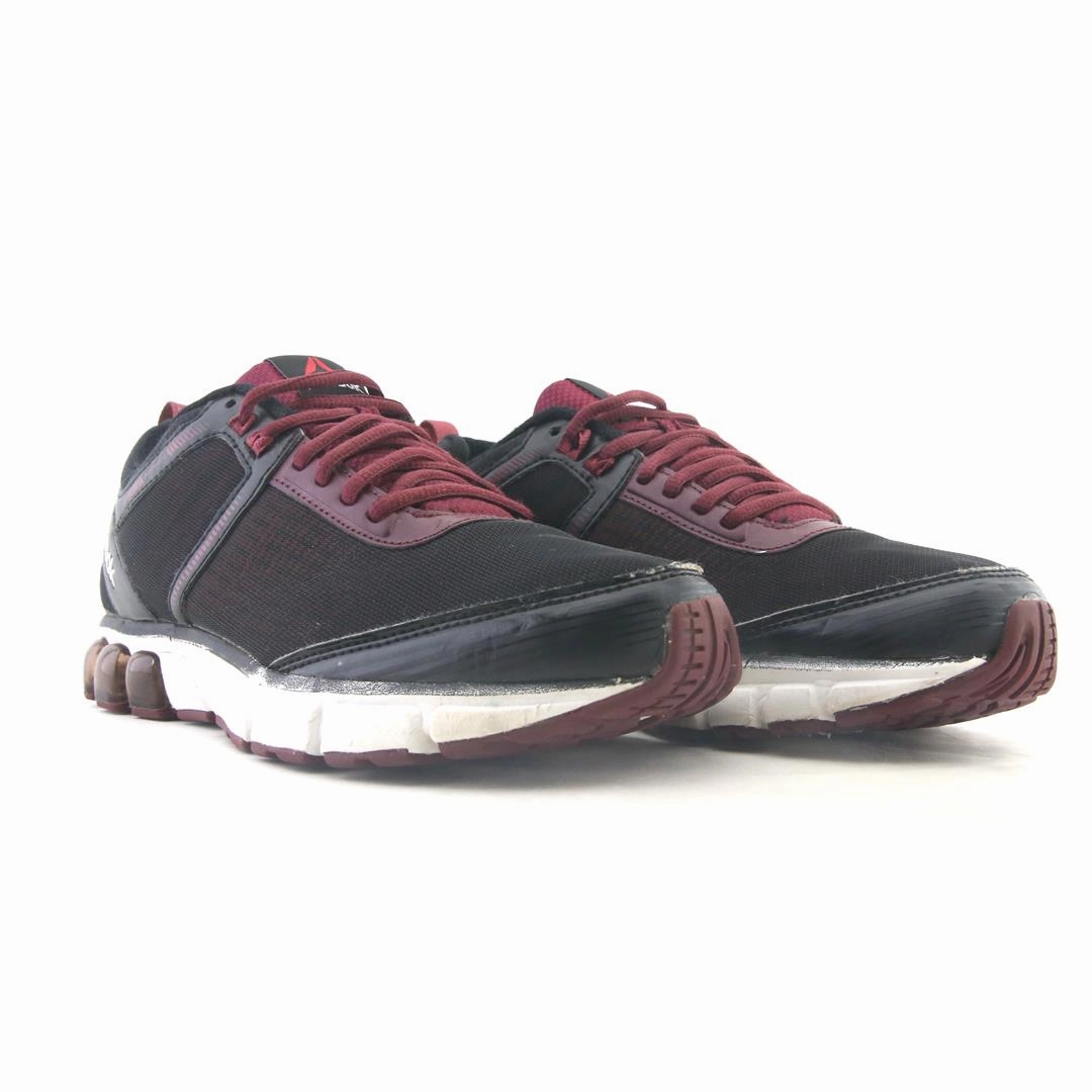 REEBOK MEMORY FOAM Reebok athletic footwear visuals