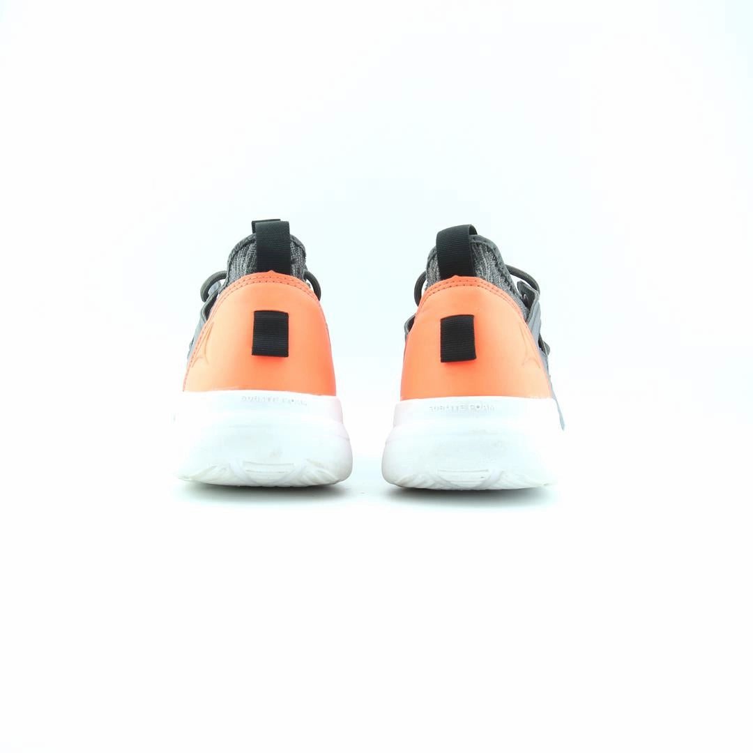 REEBOK QUICK MOTION Reebok classic shoe shots