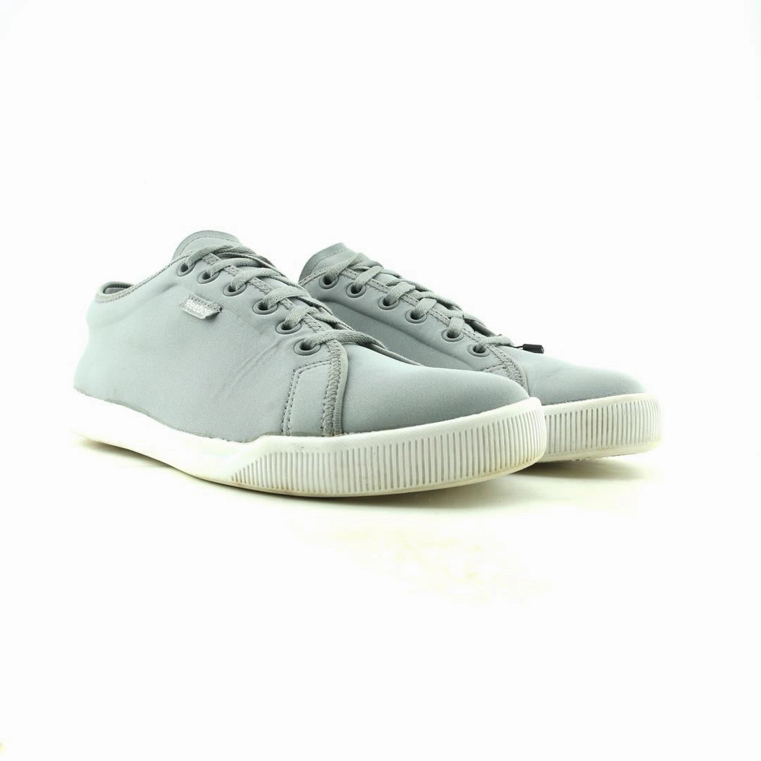 REEBOK RUNAROUND 2.0 Reebok athletic footwear visuals
