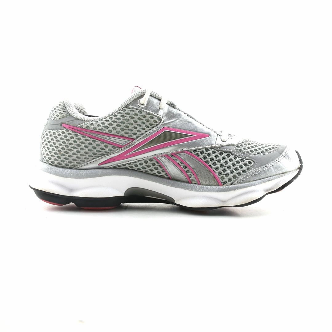 REEBOK RUNTONE ACTION Reebok athletic footwear visuals